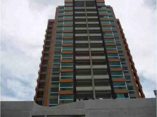 vendo apartamento en altos del parral d&v 2110