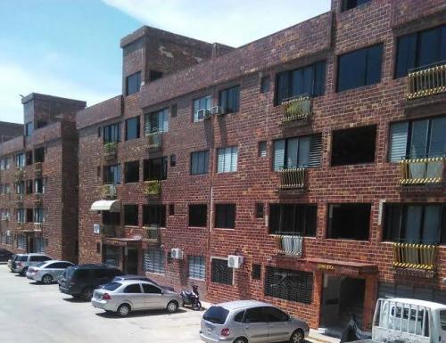 SKY GROUP Vende Apartamento en Agua Blanca SD-A-115