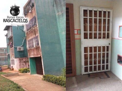 BIENES RAÍCES RASCACIELOS VENDE APARTAMENTO EN RESIDENCIAS RIÓ CAURA