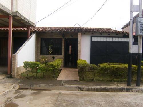 SKY GROUP Vende Casa en Bejuma SD-C-118