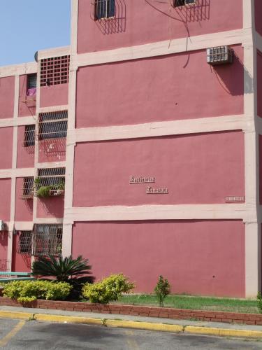 VENDO APARTAMENTO RES LOS CREPUSCULOS