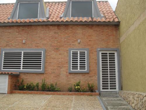 Vendo townhouse en Falcon 