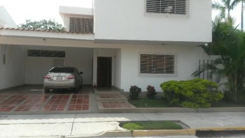 Casa En Alquiler 300 M2 Trigal Norte Conjunto Cerrado 500Mil Mensual