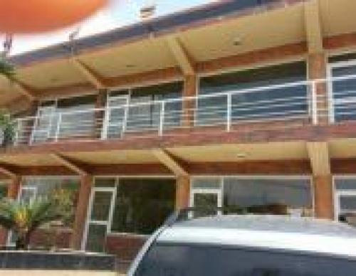 Local 2 en 1 Centro comercial San Luis (Higuerote)