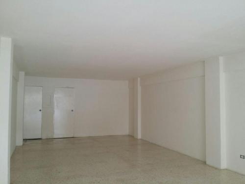 Local Comercial en Alquiler Calle 72 (16-7273)