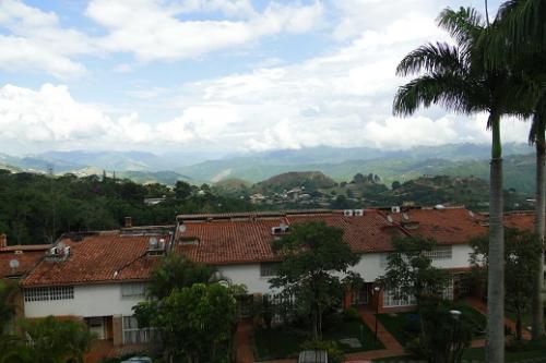 TOWN HOUSE URB POTRO REDONDO- LA LAGUNITA, El Hatillo