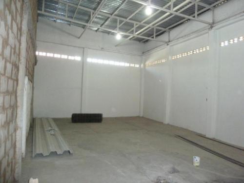 15-10786 Local comercial tipo galpón en venta en Maracaibo, Av. Bella Vista