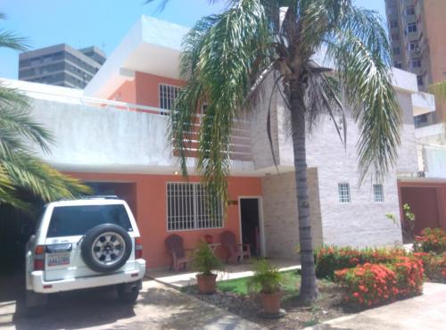 Townhouse En Venta en Porlamar Excelente ubicación, cerca 4 de mayo