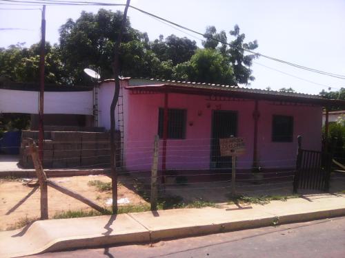 Venta de casa y anexo independiente Mcpio. Mara (NEGOCIABLE)