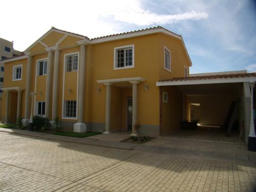 Casa En Conj. Residencial Privado Villa Le Grotte
