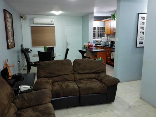 EN VENTA CASA CONJ. RESIDENCIAL VILLA FUTURO