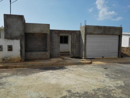 Casa en Conj. Res. Pri. Villa Sabana