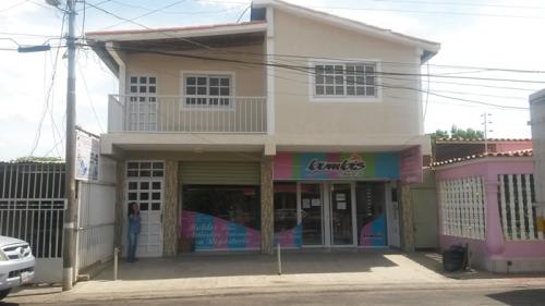 Galpon,Apartamento Av. Los Medanos