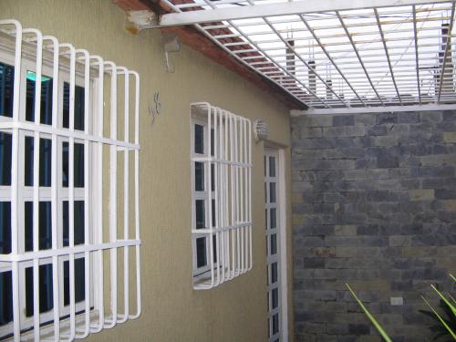 A LA VENTA CASA EN URB.LA YULESKA DE BARCELONA