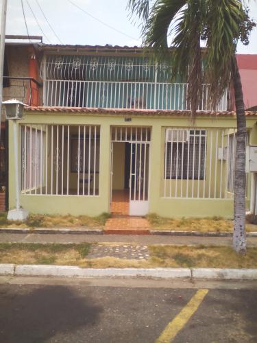 En venta mi hermosa  casa. En Acarigua. Urbanización tranquila y segura.
