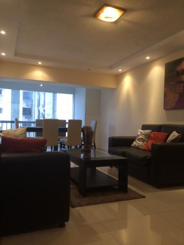 GRUPO INMOBILIARIO BACRIS VENDE APTO UBICADO EN LOMAS DEL ESTE