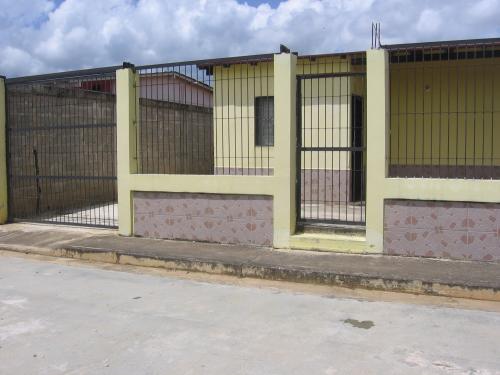 Casa lista para mudarse, muy linda y a la entrada de Tinaquillo