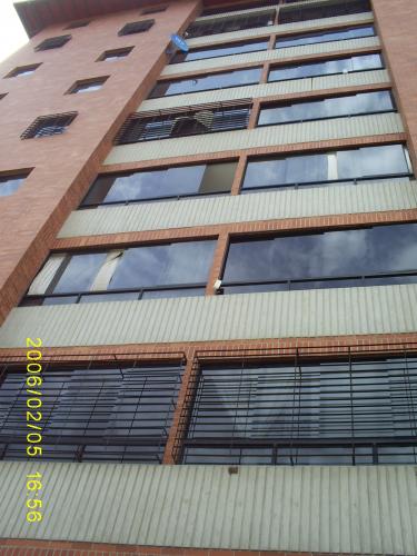 SE VENDE APARTAMENTO AVENIDA LAS AMÉRICAS, EL CAMPITO. MÉRIDA.