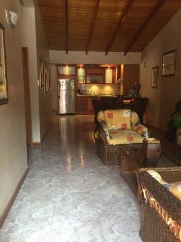 Townhouse completamente amoblado