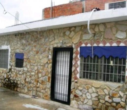 Casa estilo Rústico Español en la exclusiva Urb Corinsa, Cagua Estado Aragua. Bs 45.000.000 Inf 04129672997