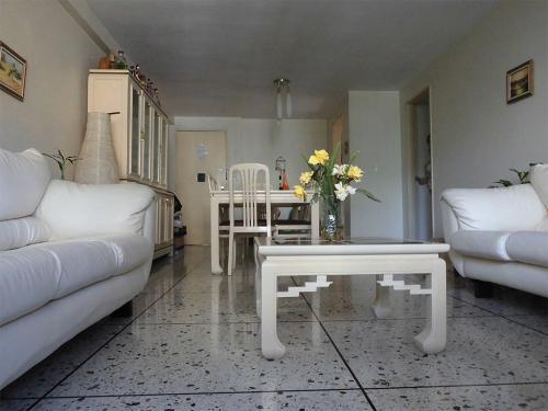 Fabuloso Apartamento Amoblado en Venta en Urb. Montalbán II 