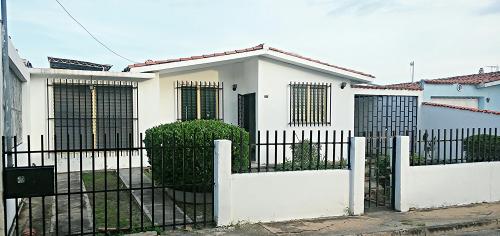 Venta de Casa de 400m2 en Urb.Ciudad Alianza Oferta 