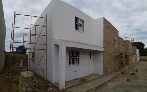 Casa Conj. Res. Privado Calle Democracia