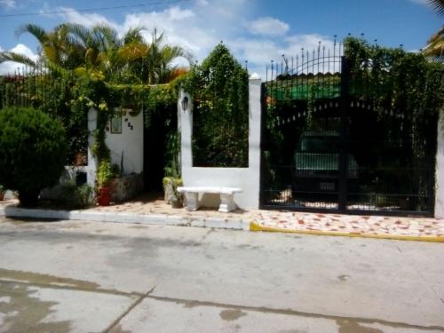VENTA DE QUINTA EN CHARALLAVE