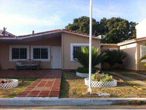 TOWNHOUSE CAMINOS DEL DORAL