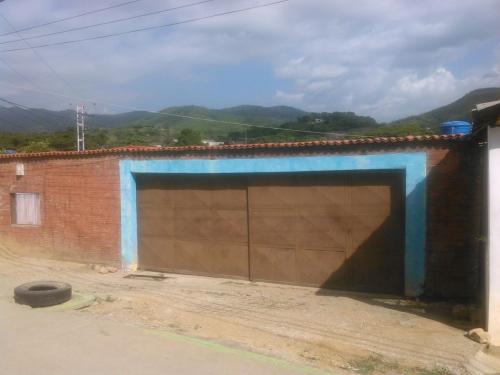 vendo por motivo de viaje , negociable