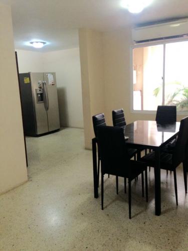 Townhouse Venta Maracaibo Zona Norte Acuarelas del Sol 23OCT