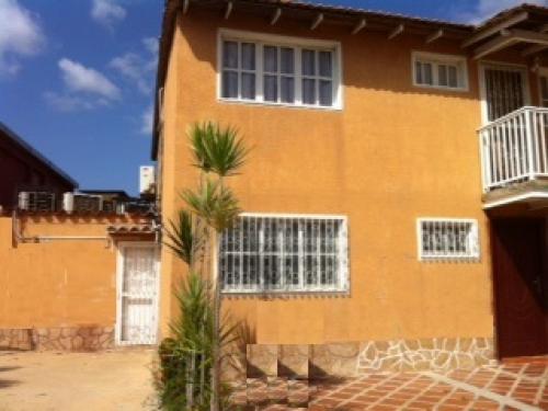 En Anaco, alquilo  apto. tipo Estudio en Urb. La Esperanza