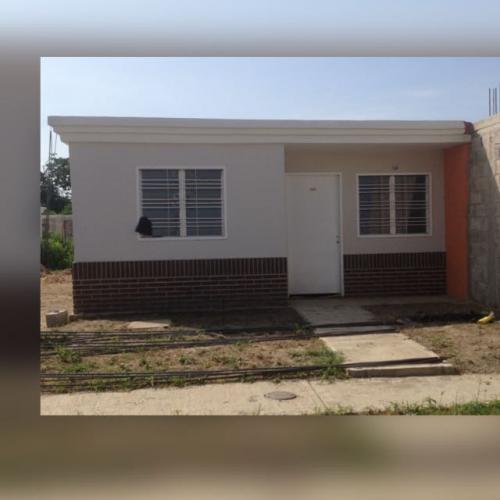 casa  en venta  en la ciudadela en obra gris  lista  para  remodelar  a  su  gusto  