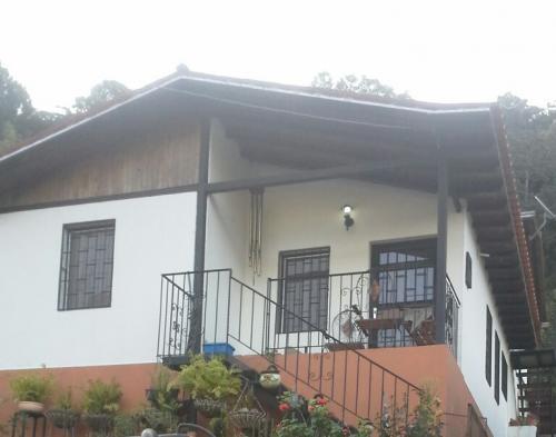 Vendo Bellísima casa con terreno a 7 km de Mérida