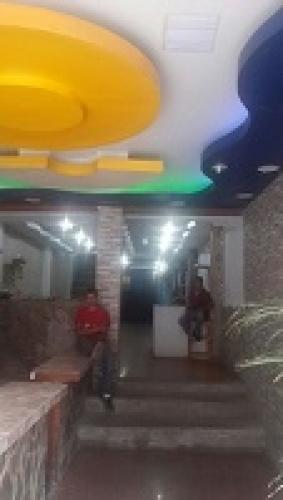 Gran Local Comercial para Alquilar O Comprar Lo Que Ud Desee