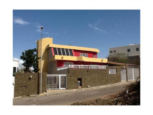 LA CASA AL COMPRAR TE GANAS 500MILLONES