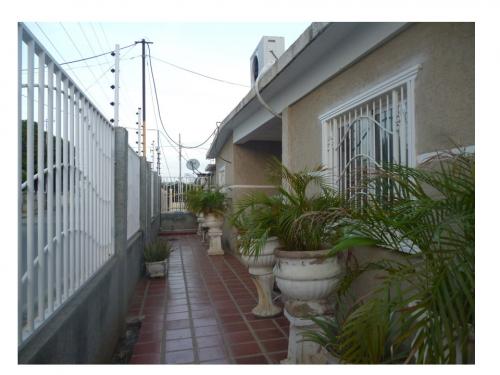 CA-A0001 INMOBILIARIA INSERVIPCON ALQUILA CASA 