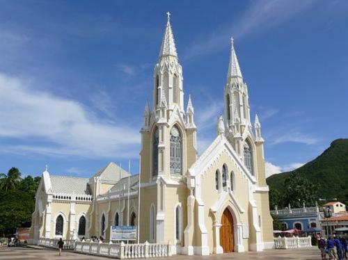 Alquilamos bella cabaña cerca de la Basilica en El Valle, Isla Margarita