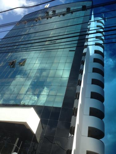  Excelente Oportunidad Bello Apartamento en Av. Bolivar!!! 