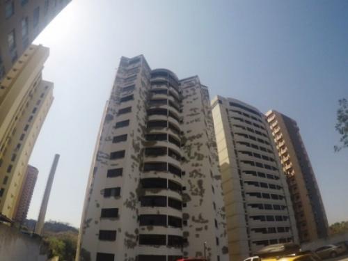 Hermoso Apartamento en Las Chimeneas!