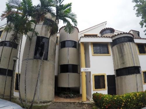 Venta Hermoso y Acogedor Apartamento duplex en El Rincón.