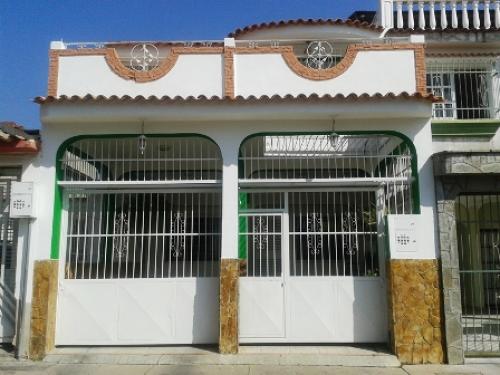  Hermosa Casa en San Diego! 