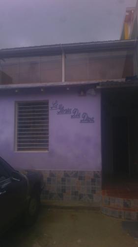 bella casa en urbanizacion en san felipe edo yaracuy