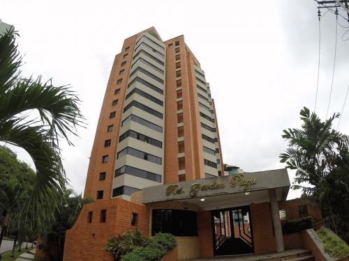  Hermoso y Amplio Pent House en Las Chimeneas!!!