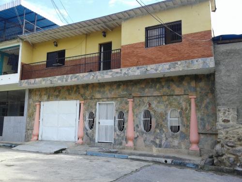 Vendo Casa en La Entrada, Naguanagua, Edo. Carabobo