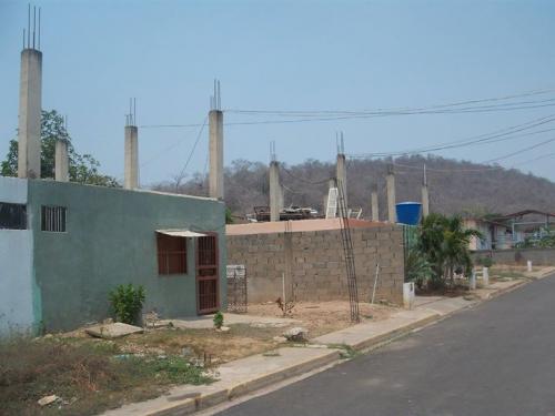 SE VENDE CASA BARATA