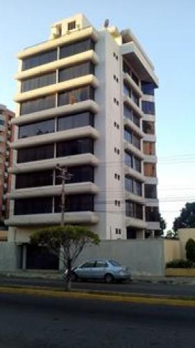 Bello y espacioso apartamento en Lecheria