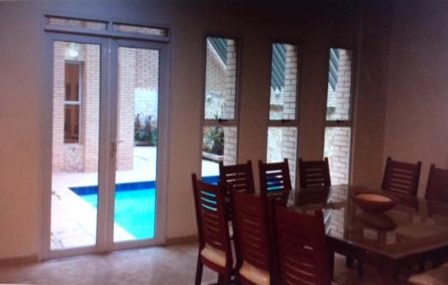 Mansión Bunker a estrenar en Maracaibo. LO TIENE TODO