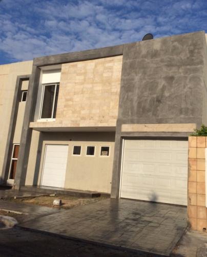 SuEspacio Bienes Raíces,C.A. En Venta, Town House en Cabimas -  Urb.Buena Vista