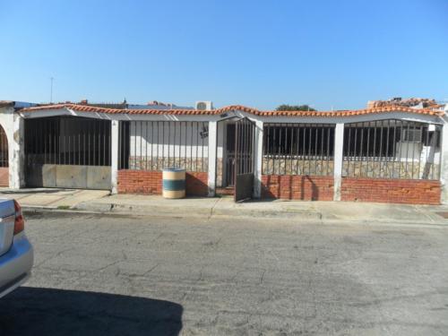   Hermosa Casa en Los Naranjos Guacara!!!